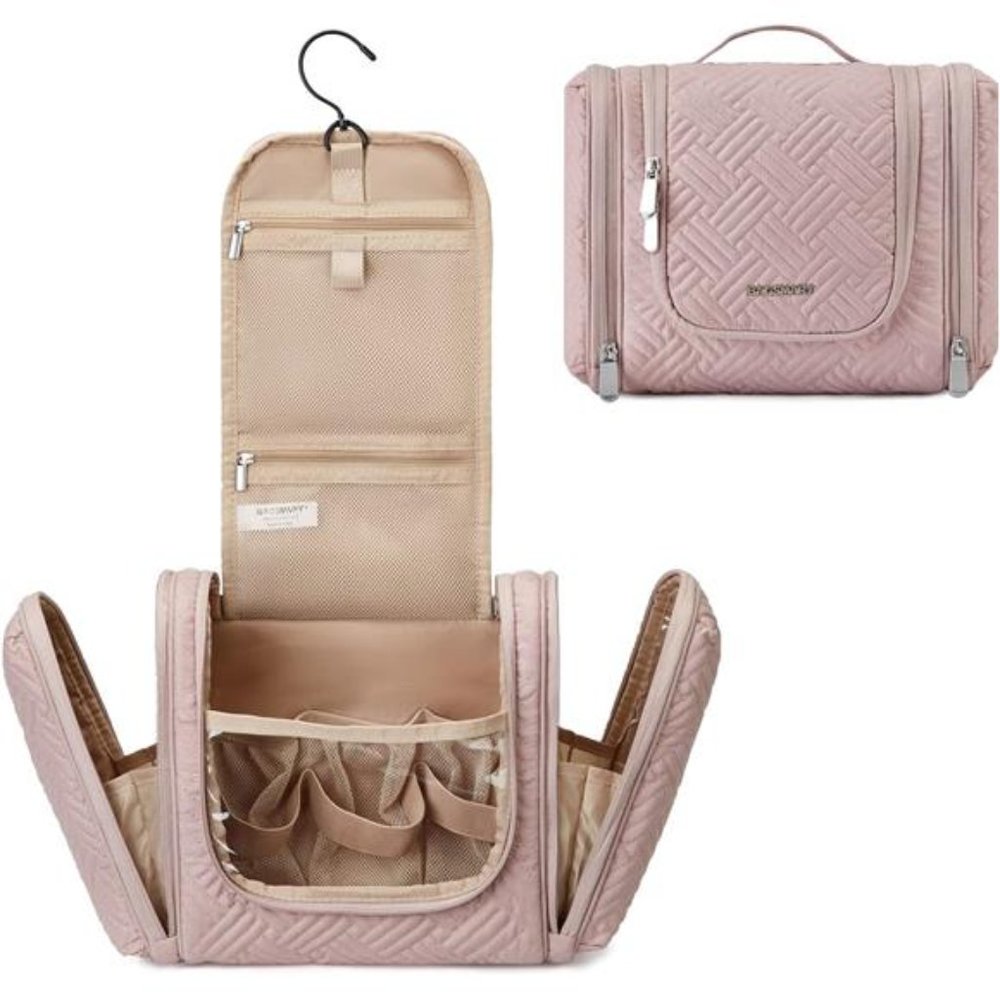 Travel Bag for Women, Pink Hanging Toiletry Bag, Cosmetic Makeup Organizer NWT